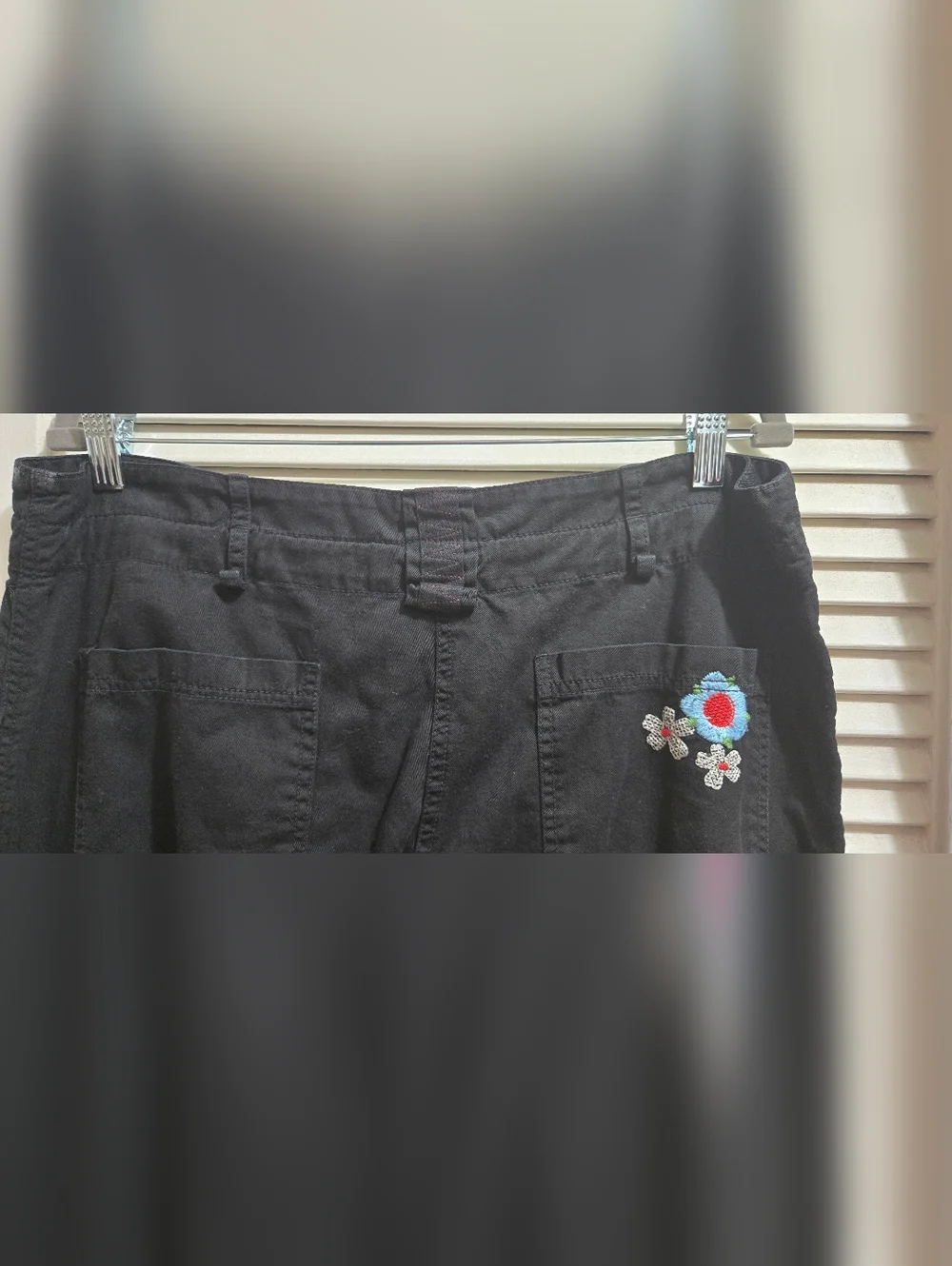 Johnny Was Hinga Wide Leg Embroidered Cargo Pants Black Boho Floral Size L - Picture 9 of 15